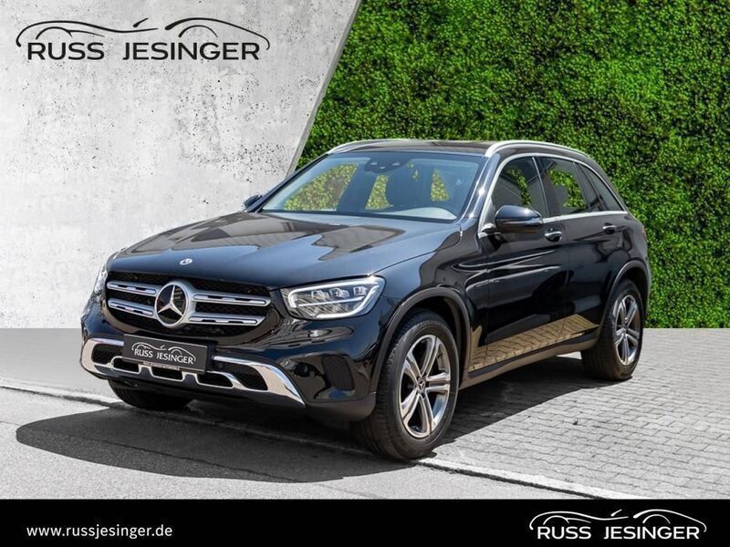 Schwarz Gebraucht 2022 Mercedes GLC300 SUV | 40.880 € (Guter Preis) - Bild 1/4