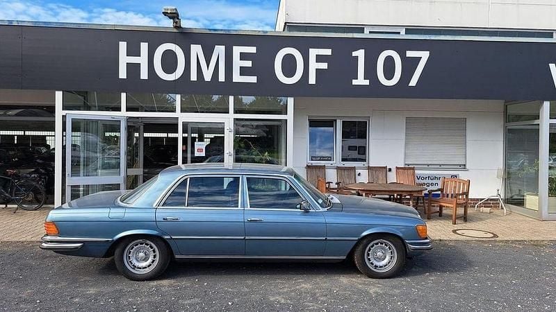 906 graublau Gebraucht 1977 Mercedes 450 Limousine | 39.900 € - Bild 1/4