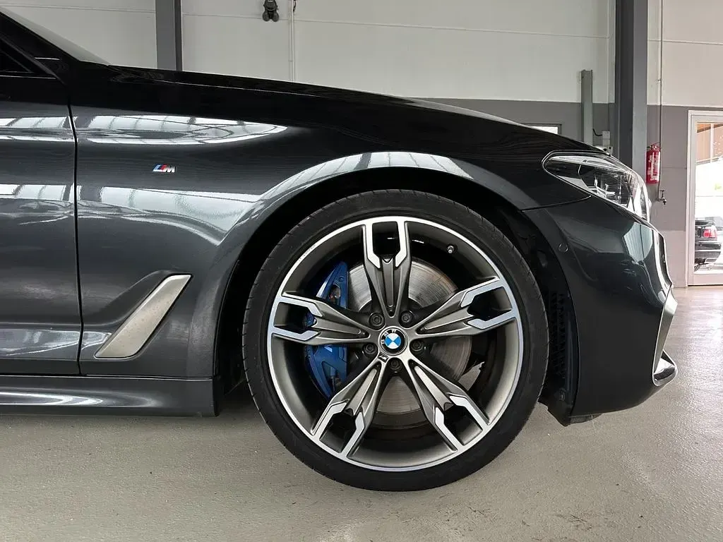 Gebraucht BMW M550 Performance 400 PS (294 kW) 2019 Grau Kombi