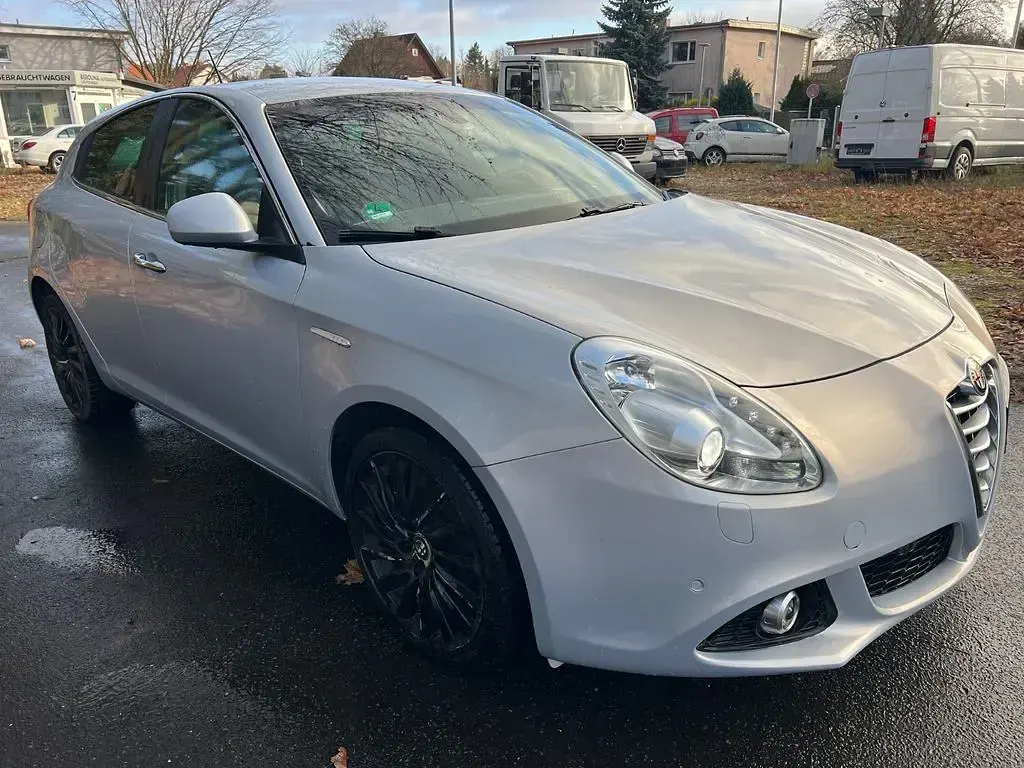 Gebraucht Alfa Romeo Giulietta Turismo 105 PS (77 kW) 2015 Kleinwagen