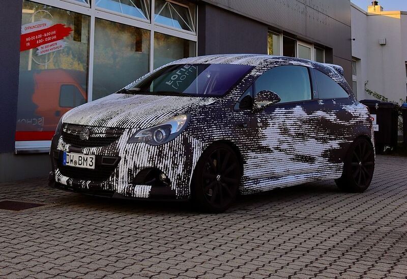 Weiß Gebraucht 2012 Opel Corsa Edition | 8.000 € (Etwas zu teuer) - Bild 1/4