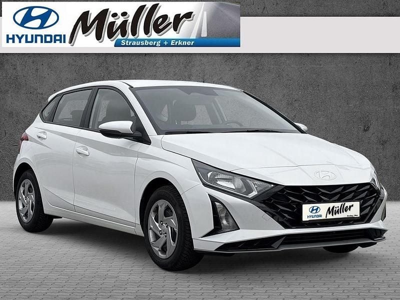 Gebraucht Hyundai i20 Select 101 PS (74 kW) 2025 Weiß Kleinwagen