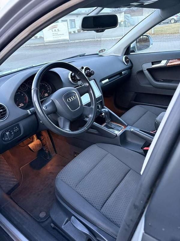 Gebraucht Audi A3 Ambition 125 PS (91 kW) 2010 Grau Kombi