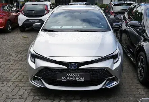 Neu Toyota Corolla 140 PS (102 kW) 2025 Silber Kombi