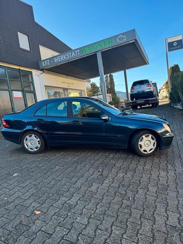 Gebraucht Mercedes C220 150 PS (110 kW) 2005 Schwarz Limousine