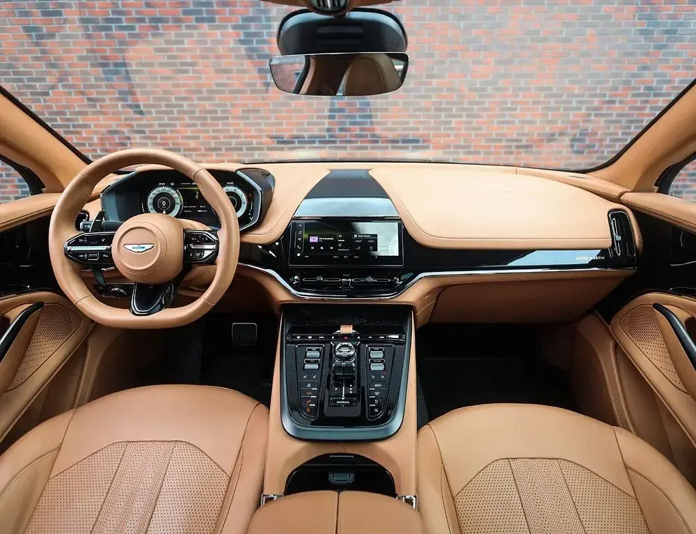 Gebraucht Aston Martin DBX 707 707 PS (519 kW) 2025 Grün SUV
