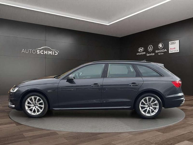 Używany Audi A4 Advanced 163 KM (119 kW) 2022 Szary Kombi