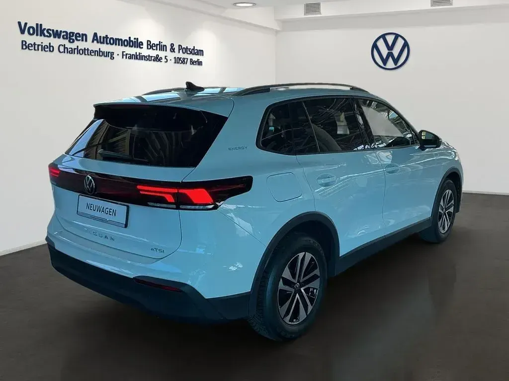 Neu VW Tiguan Life 131 PS (96 kW) 2026 Weiß SUV