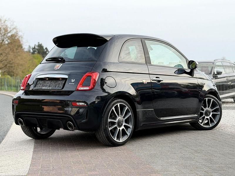Gebraucht Abarth 595 165 PS (121 kW) 2023 Schwarz Kleinwagen