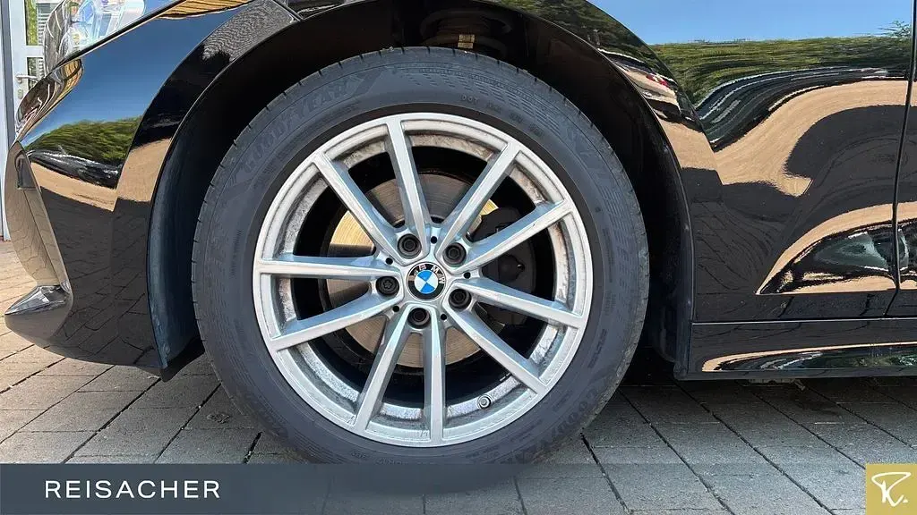 Gebraucht BMW 320 190 PS (139 kW) 2023 Schwarz Limousine
