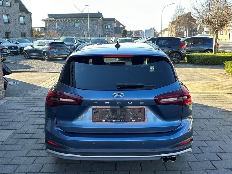 Gebraucht Ford Focus Active 125 PS (91 kW) 2024 Blau Limousine