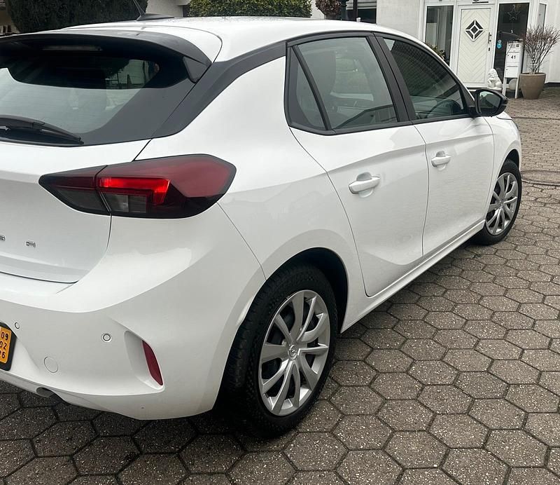 Gebraucht Opel Corsa 75 PS (55 kW) 2024 Weiß Kleinwagen