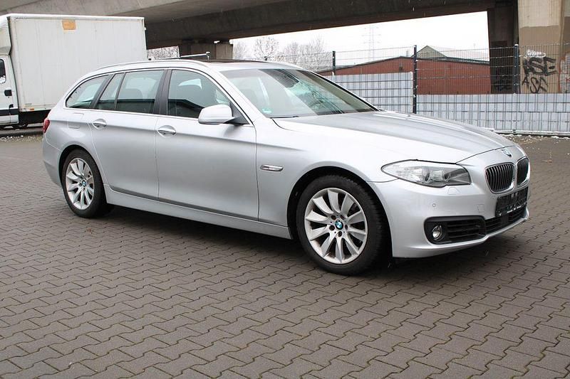 Gebraucht BMW 523 204 PS (150 kW) 2011 Silber Kombi