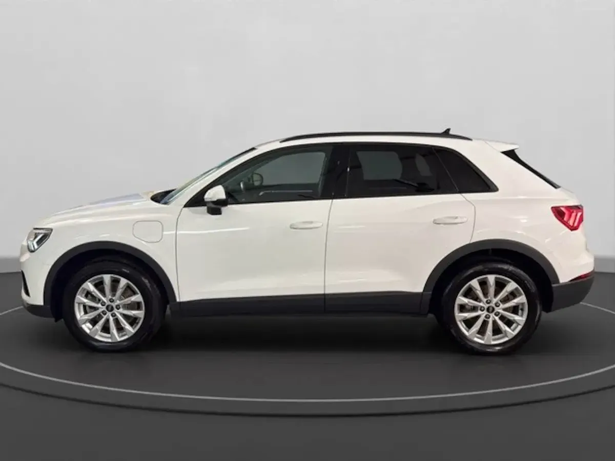 Gebraucht Audi Q3 Ambiente 245 PS (180 kW) 2022 Weiß SUV