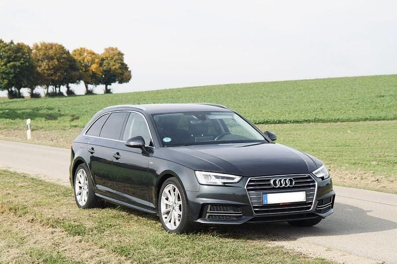 Grau Gebraucht 2016 Audi A4 S-Line Kombi | 20.990 € (Fairer Preis) - Bild 1/4