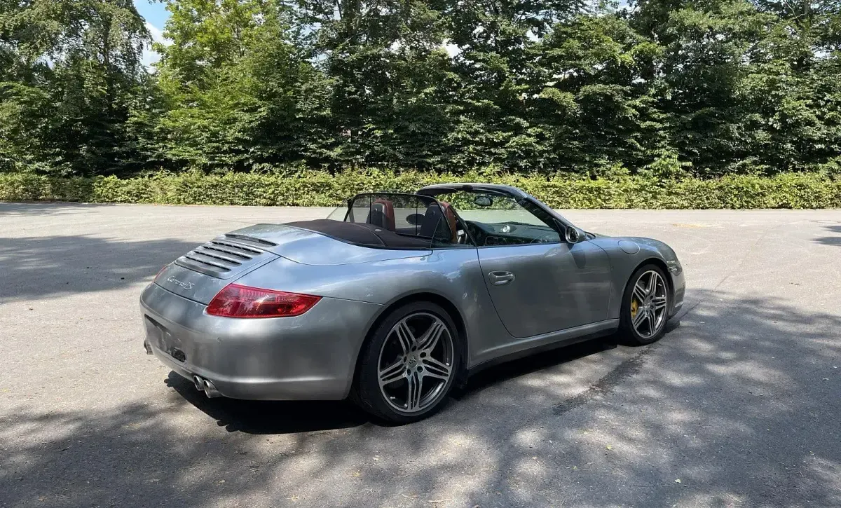 Gebraucht Porsche 997 354 PS (260 kW) 2005 Silber Cabrio