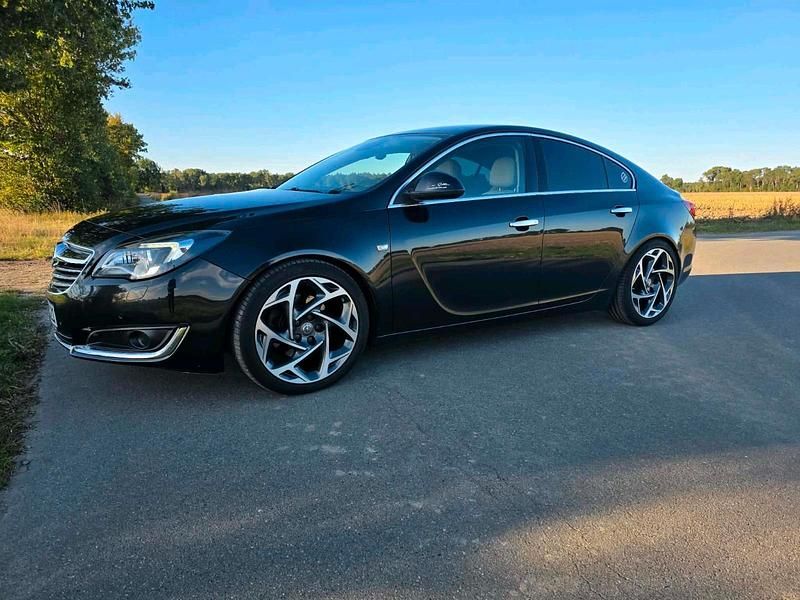 Gebraucht Opel Insignia 241 PS (177 kW) 2014 Schwarz Limousine
