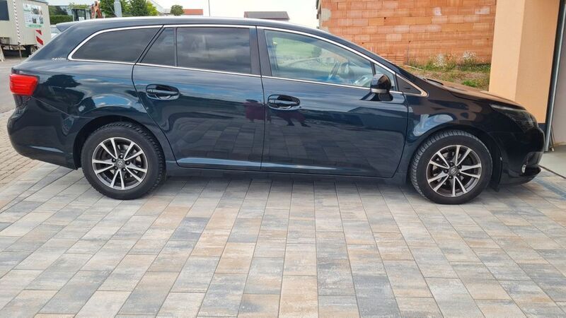 Gebraucht 2014 Toyota Avensis Comfort Kombi | 8.000 € (Fairer Preis) - Bild 1/4