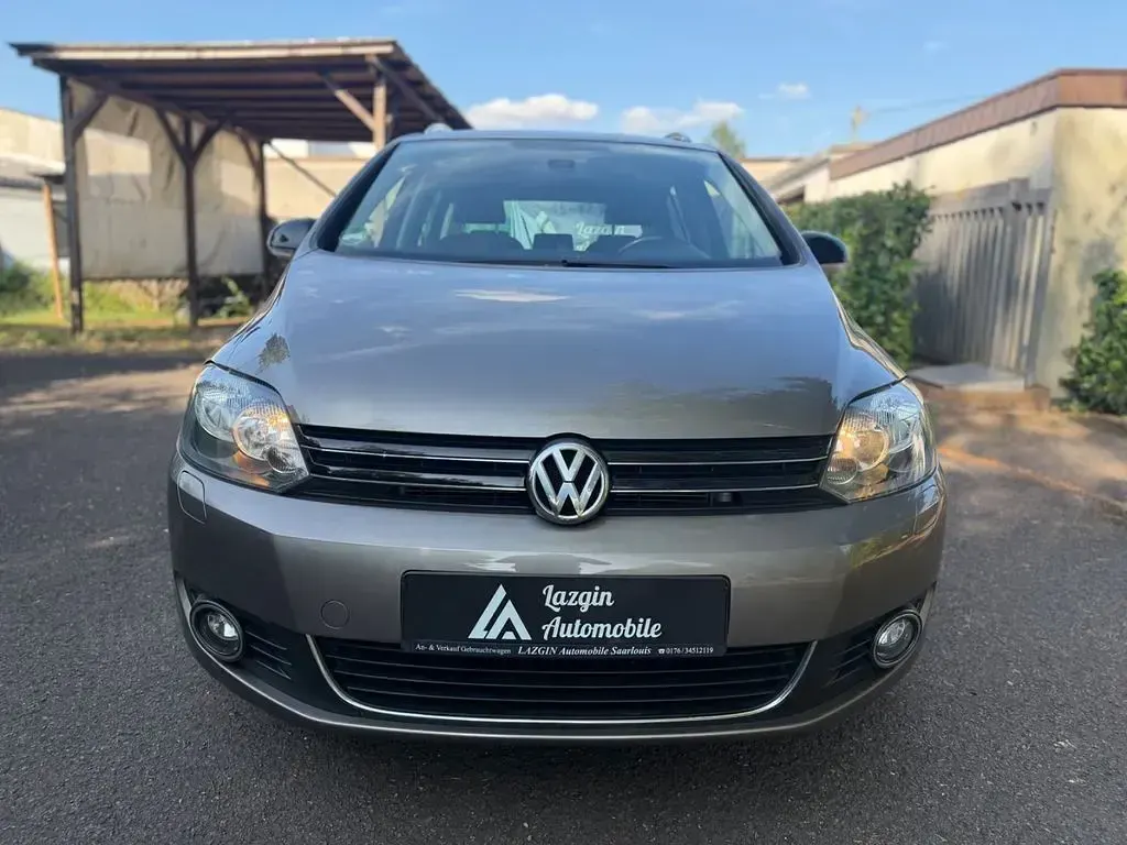 Gebraucht VW Golf VI Style 140 PS (102 kW) 2011 Braun Kleinwagen