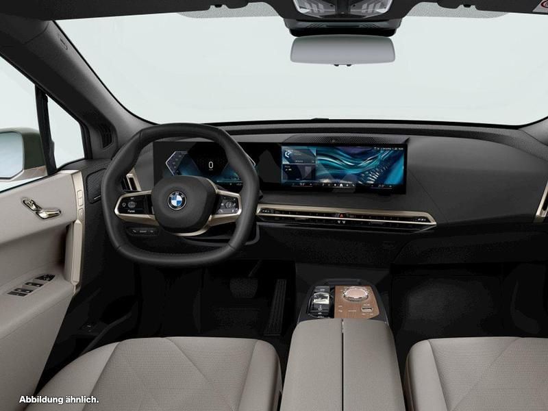 Gebraucht BMW iX 300 kW (408 PS) 2025 Grau SUV