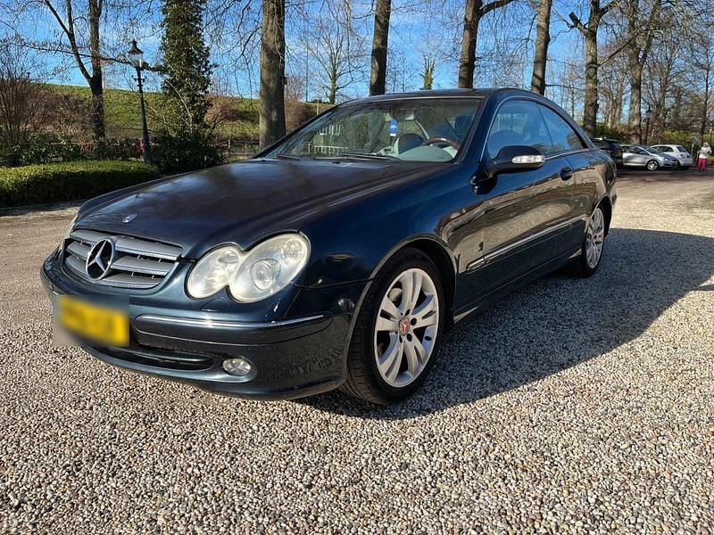 Gebraucht Mercedes CLK320 218 PS (160 kW) 2003 Schwarz Coupé