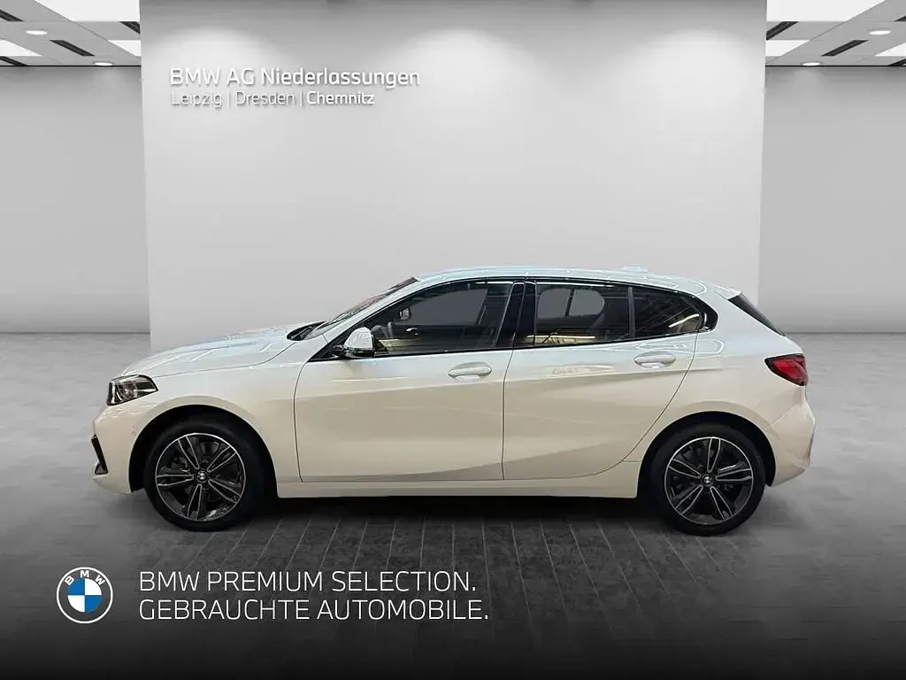 Gebraucht BMW 120 Sport Line 190 PS (139 kW) 2023 Weiß Kleinwagen