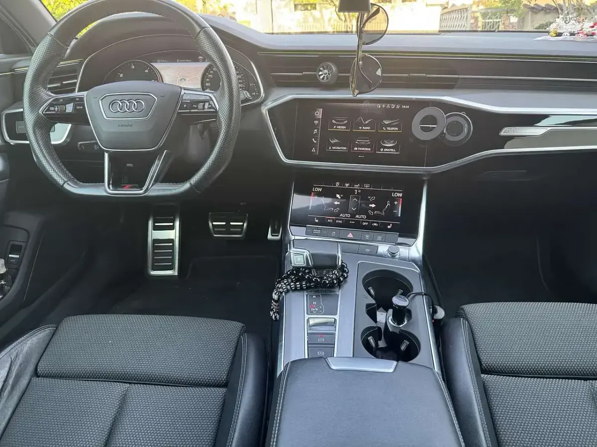 Gebraucht Audi A6 S-Line 204 PS (150 kW) 2018 Grau Kombi