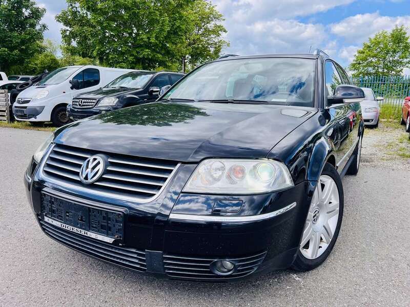 Schwarz Gebraucht 2005 VW Passat Kombi | 3.990 € (Teuer) - Bild 1/4