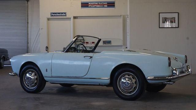 Gebraucht Alfa Romeo Giulia Spider 109 PS (80 kW) 1958 Weiß Cabrio