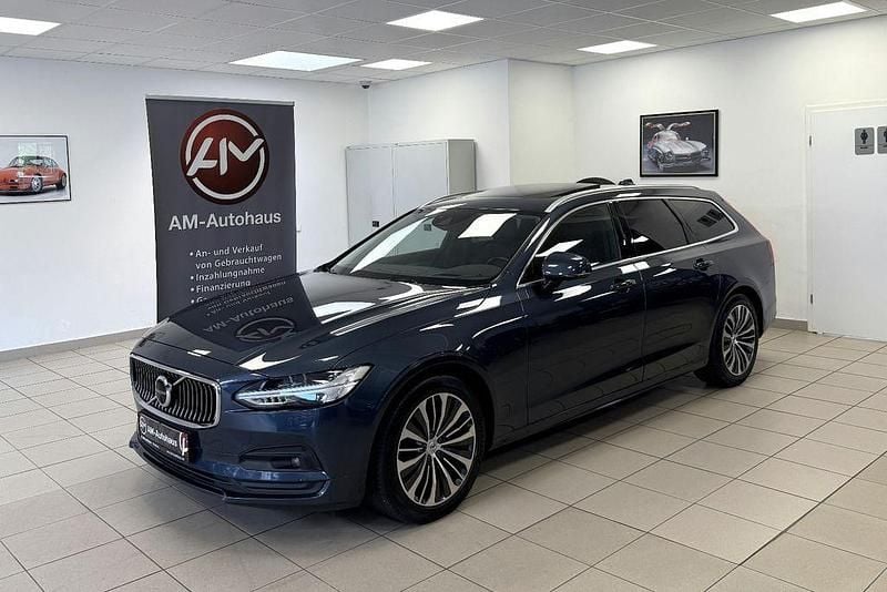Denim blue Gebraucht 2021 Volvo V90 Momentum Kombi | 24.599 € (Superpreis) - Bild 1/4