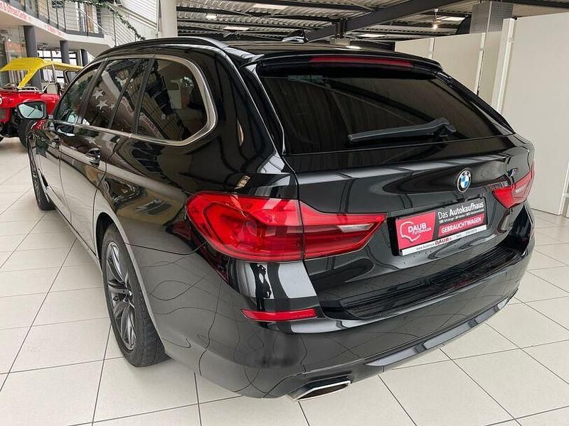 Gebraucht BMW 540 Sport Line 320 PS (235 kW) 2017 Black sapphire metallic Kombi