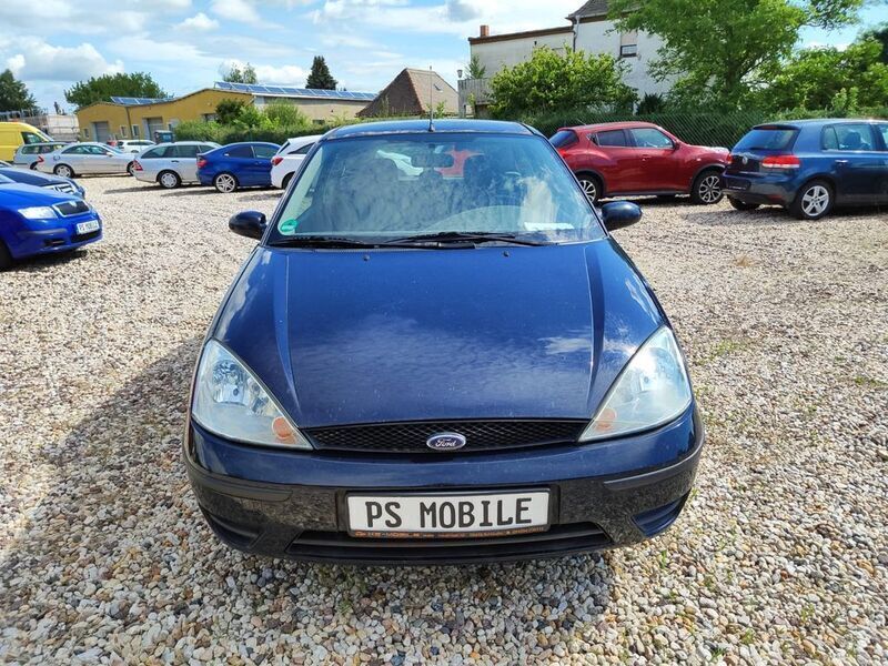 Second-hand Ford Focus Viva 75 CP (55 kW) 2004 Albastru Berlinǎ