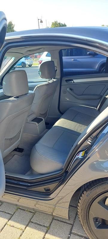 Gebraucht BMW 330 231 PS (169 kW) 2001 Grau Limousine