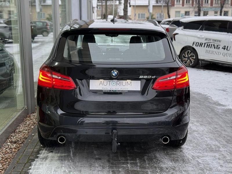 Gebraucht BMW 220 Active Tourer Sport Line 190 PS (139 kW) 2017 Schwarz Van / Kleinbus