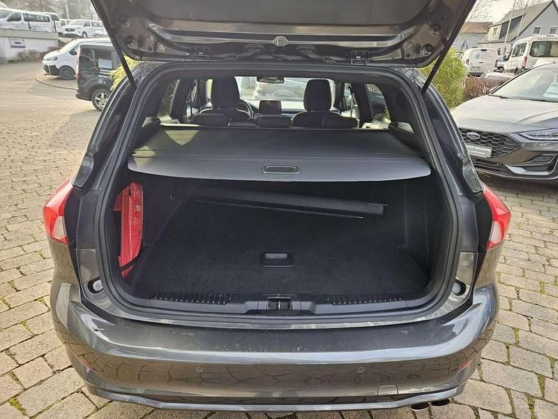 Gebraucht Ford Focus ST 125 PS (91 kW) 2021 Magnetic Kombi