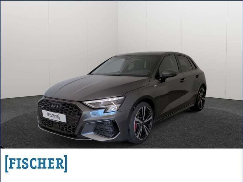 Daytonagrau perleffekt Gebraucht 2024 Audi A3 Sportback S-Line Limousine | 43.550 € (Fairer Preis) - Bild 1/4