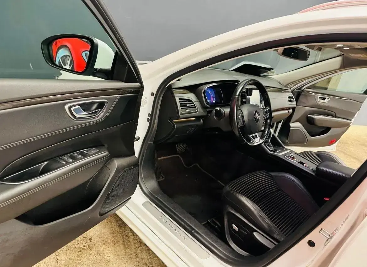 Gebraucht Renault Talisman 200 PS (147 kW) 2020 Weiß Kombi