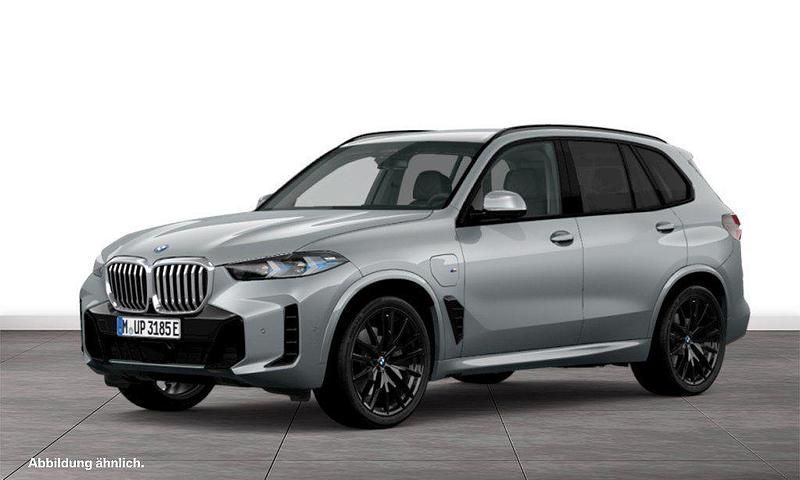 Grau Neu 2025 BMW X5 M Sport SUV | 95.261 € (Superpreis) - Bild 1/4