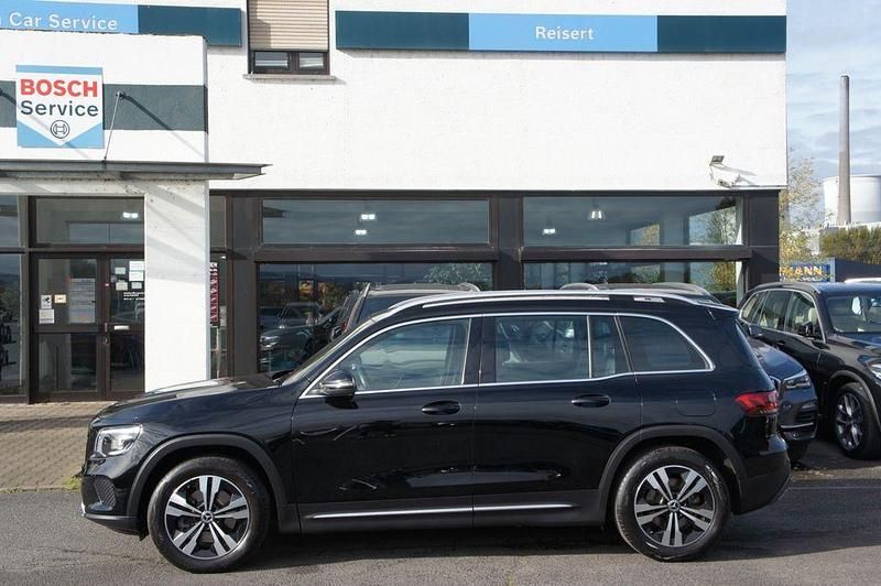 Gebraucht Mercedes GLB220 Progressive 190 PS (139 kW) 2022 Schwarz SUV