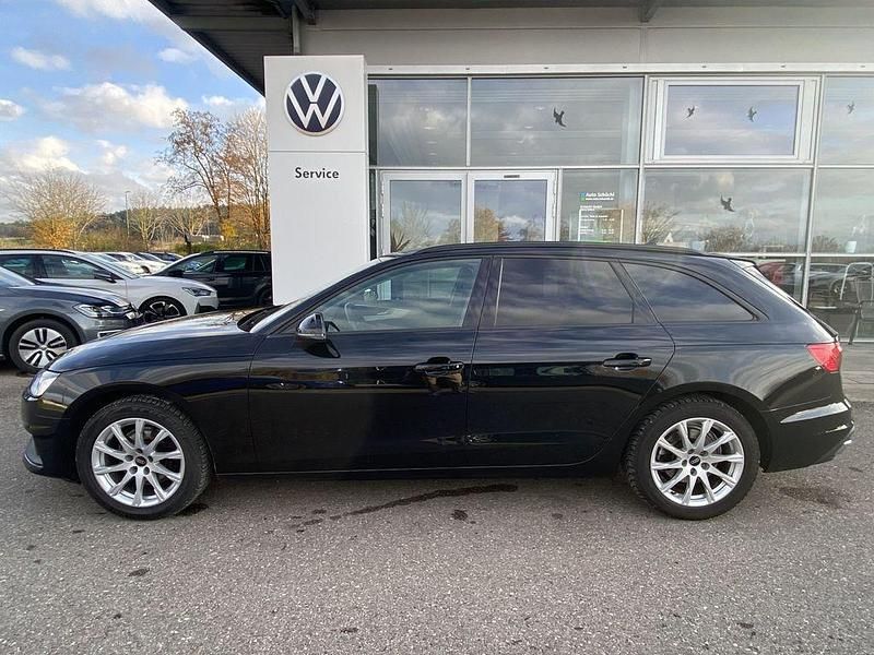 Gebraucht Audi A4 150 PS (110 kW) 2022 Schwarz Kombi