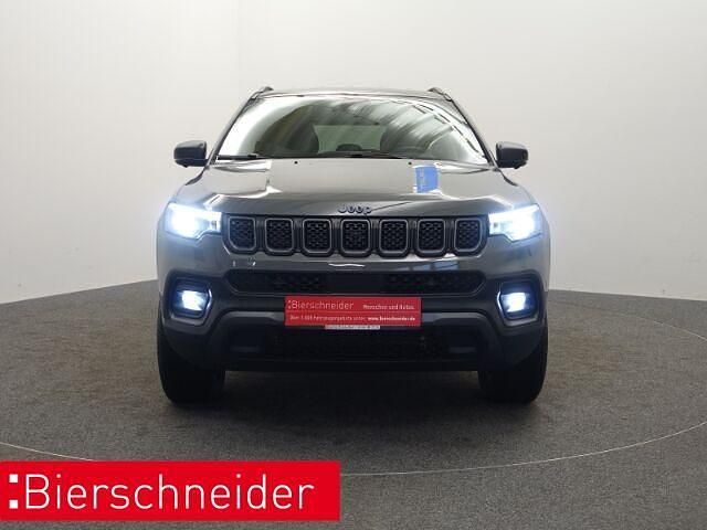 Gebraucht Jeep Compass Trailhawk 241 PS (177 kW) 2021 Grau SUV