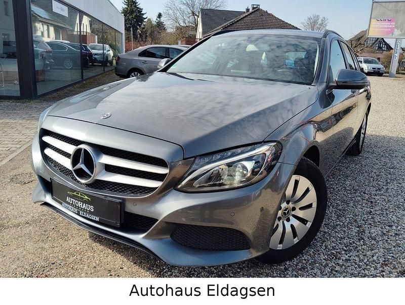 Gebraucht Mercedes C220 170 PS (125 kW) 2017 Grau Kombi