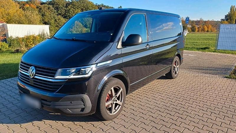 Schwarz Gebraucht 2020 VW Multivan Van | 29.990 € - Bild 1/4