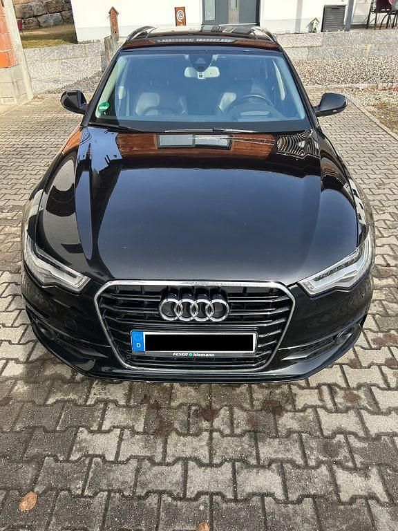 Gebraucht Audi A6 Ambiente 204 PS (150 kW) 2014 Schwarz Kombi