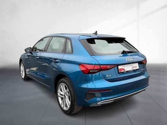 Second-hand Audi A3 Advanced Plus 116 CP (85 kW) 2022 Albastru Berlinǎ