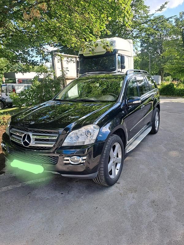 Gebraucht Mercedes GL320 224 PS (164 kW) 2007 Schwarz SUV