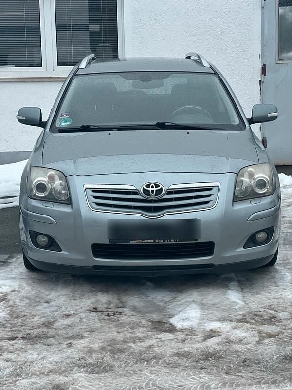 Gebraucht 2008 Toyota Avensis Kombi | 3.000 € (Fairer Preis) - Bild 1/4