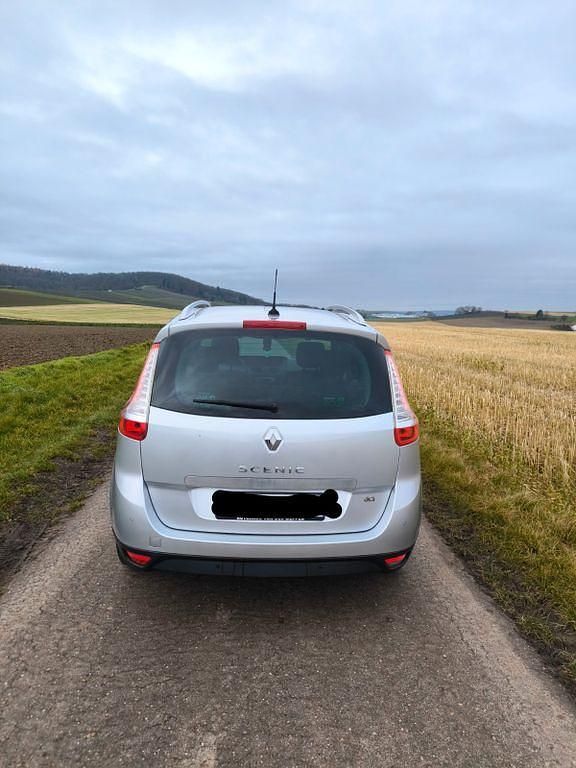 Gebraucht Renault Grand Scénic III LIMITED 110 PS (80 kW) 2015 Silber Van / Kleinbus