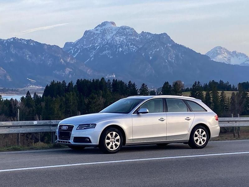 Gebraucht Audi A4 Ambiente 160 PS (117 kW) 2009 Silber Kombi