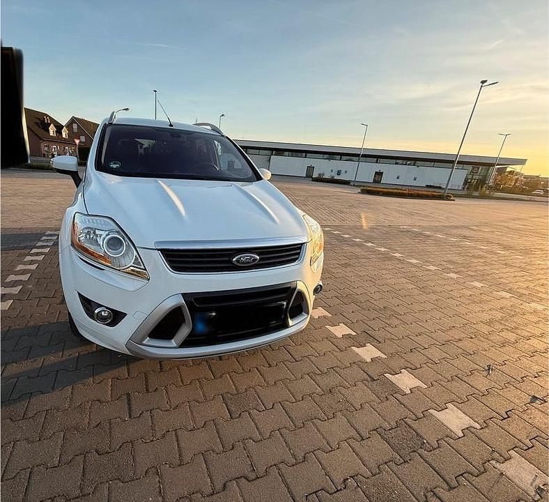 Gebraucht Ford Kuga Titanium 163 PS (119 kW) 2010 Weiß SUV